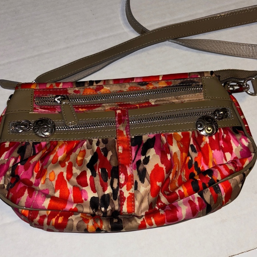 BRIGHTON “MILANO” CROSSBODY MULTI COLORED WITH TAUPE COLORED CROSSBODY STRAP